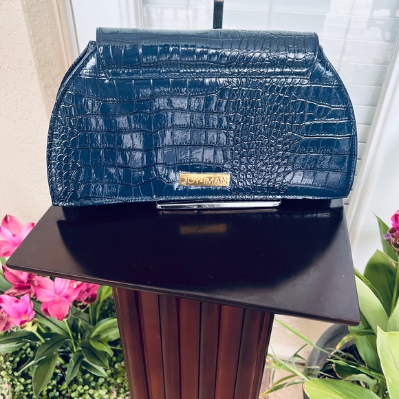 Joy & Iman Croc-Embossed Bag - Picture 2 of 9